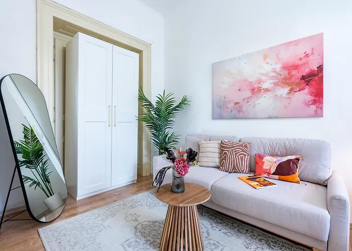 Days - With Parking In New Town Appartement *