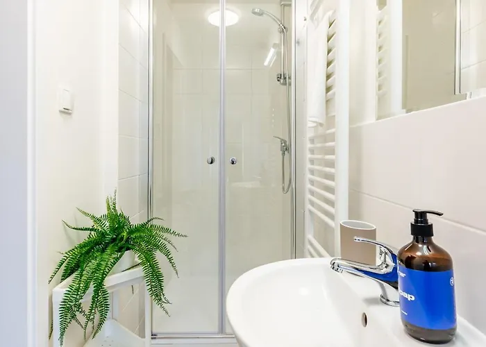 Days - With Parking In New Town Appartement Prague