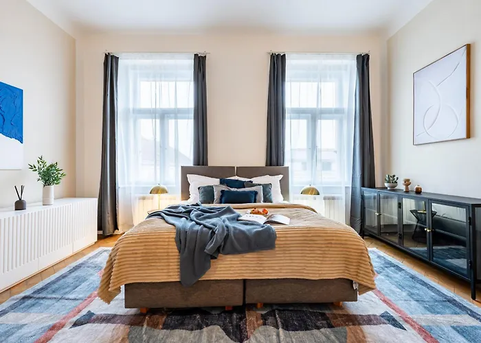 Days - With Parking In New Town Appartement *