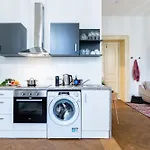 Daire Days - With Parking In New Town Prag